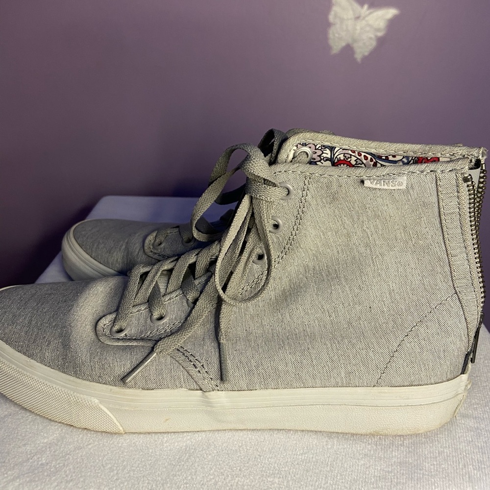 Gray Vans with design inside